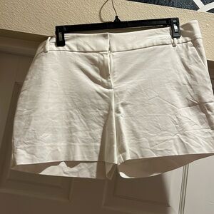 Size 16 white dress shorts.